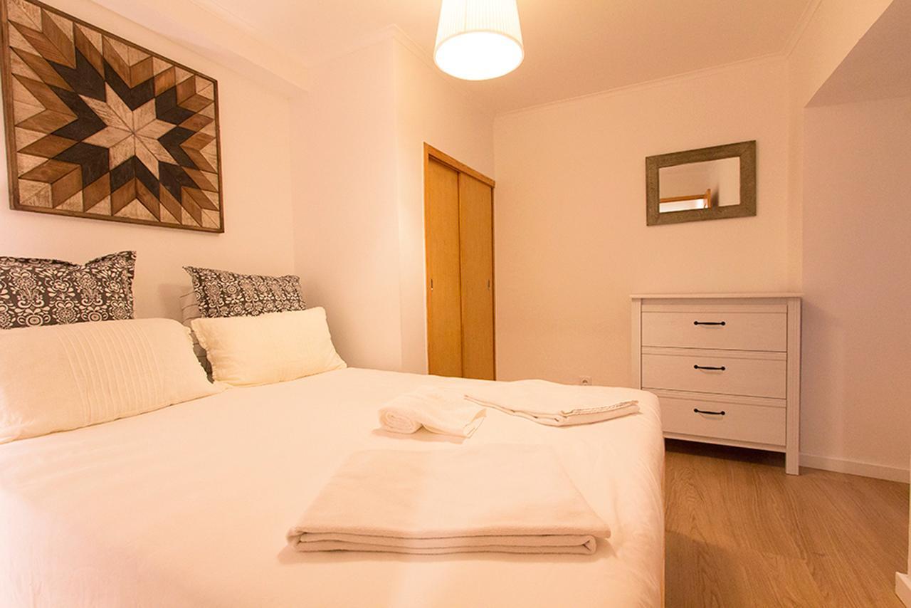 דירות ליסבון Cosy Chiado By Homing מראה חיצוני תמונה